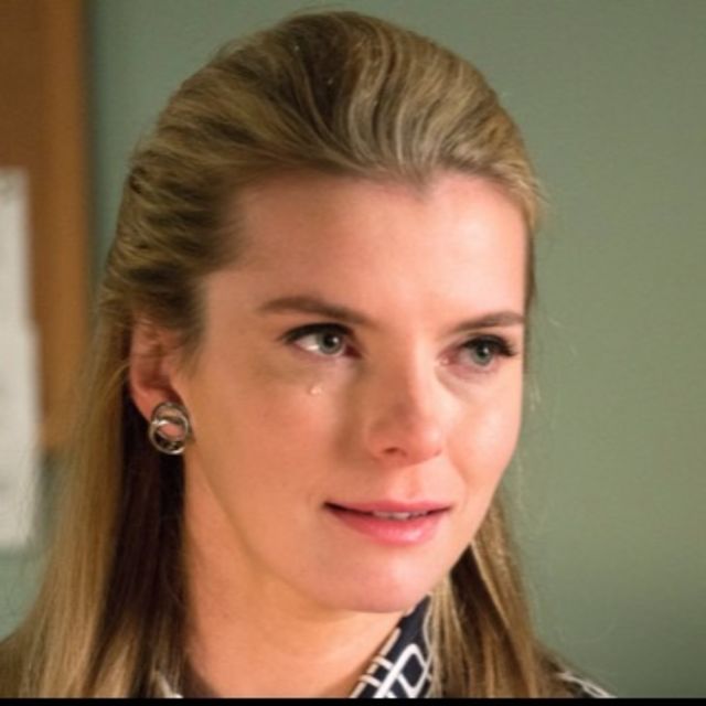 Betty Gilpin