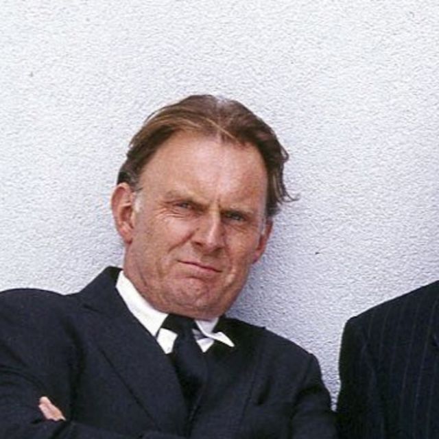 Robert Glenister