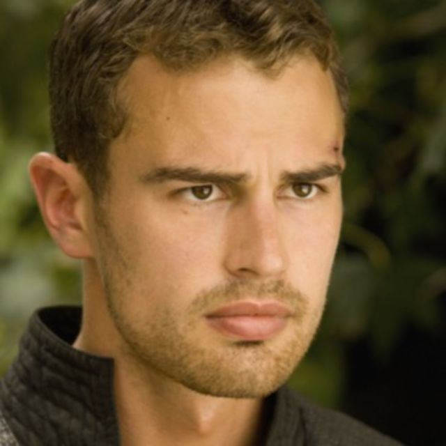 Theo James