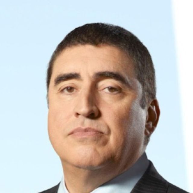 Alfred Molina