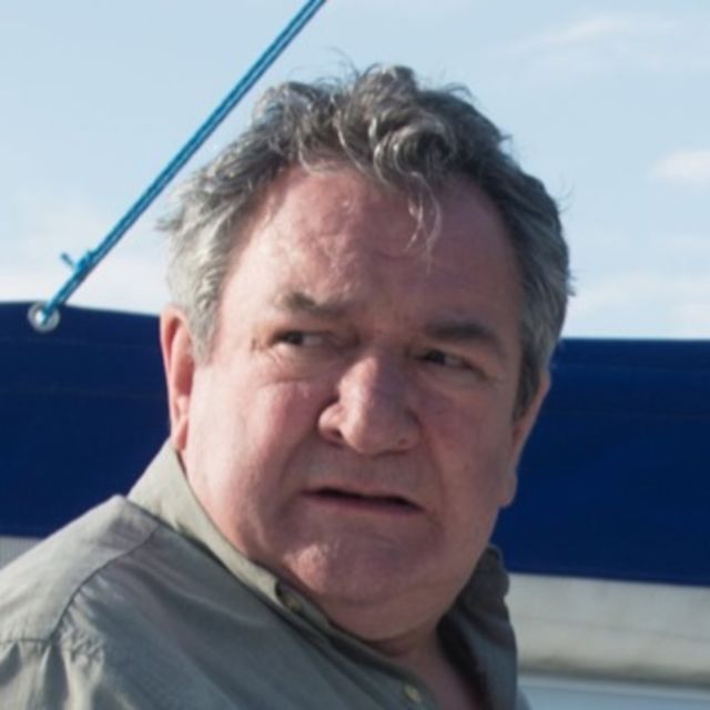 Ken Stott
