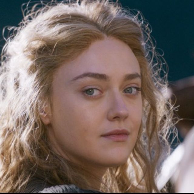 Dakota Fanning
