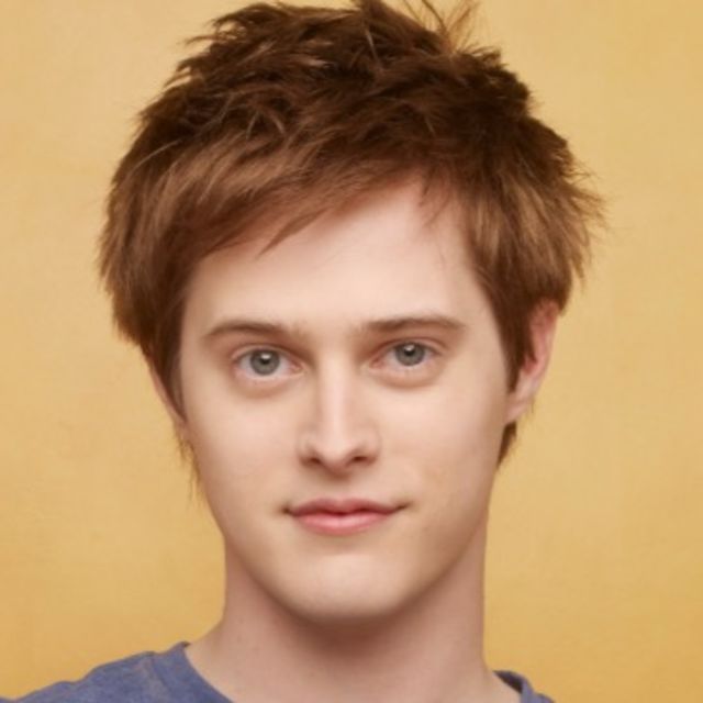 Lucas Grabeel