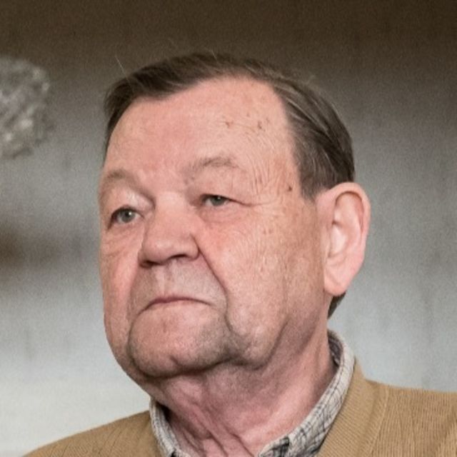 Ernst-Georg Schwill