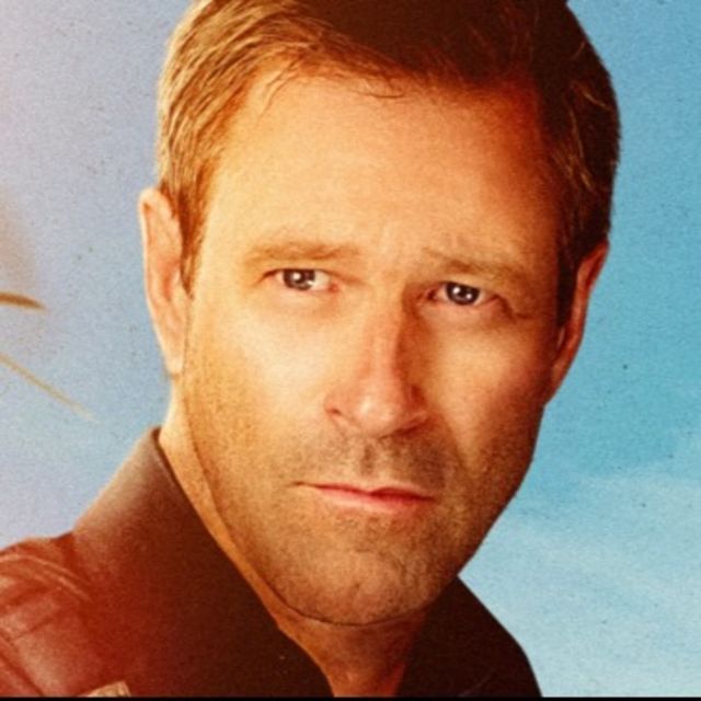 Aaron Eckhart