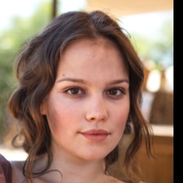 Emilia Schüle