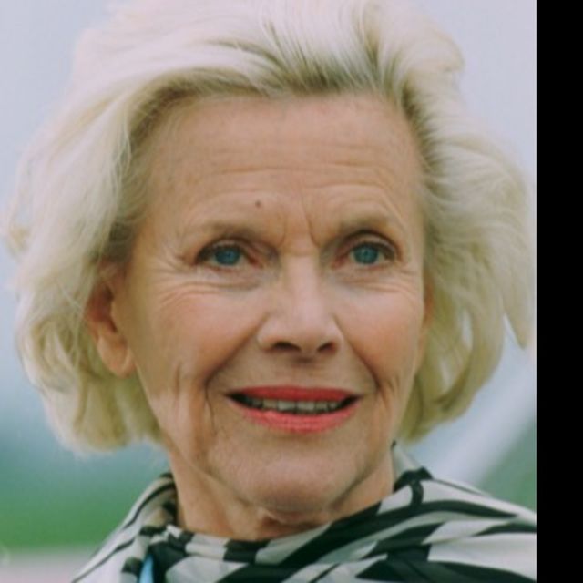 Honor Blackman