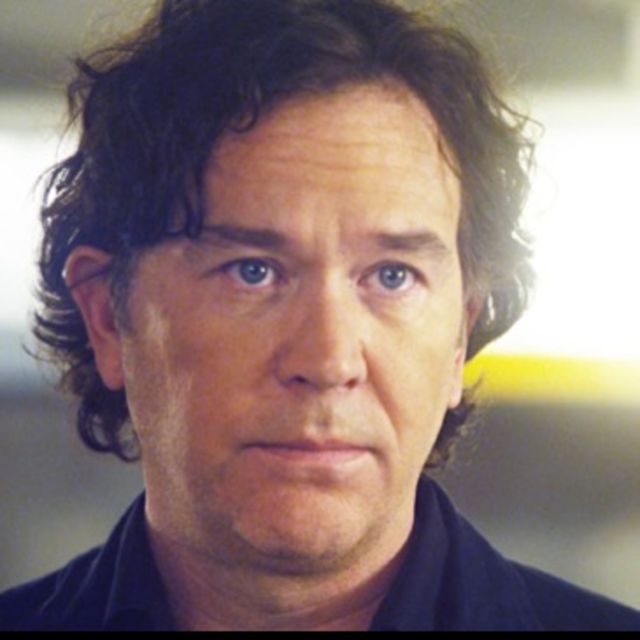 Timothy Hutton