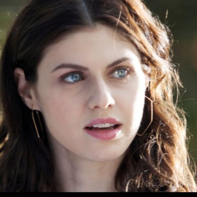 Alexandra Daddario