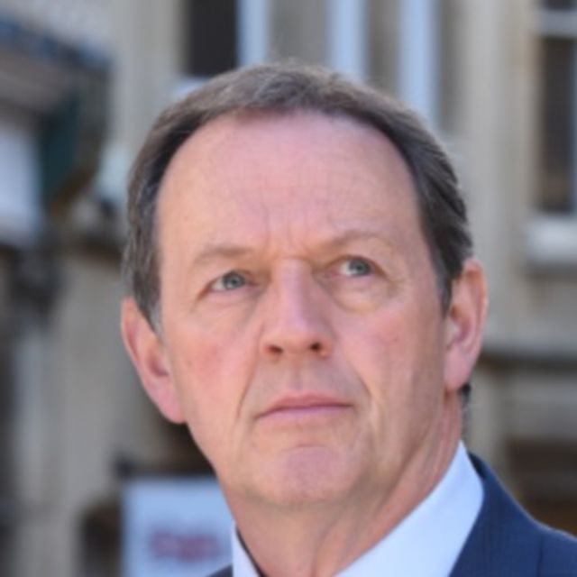 Kevin Whately