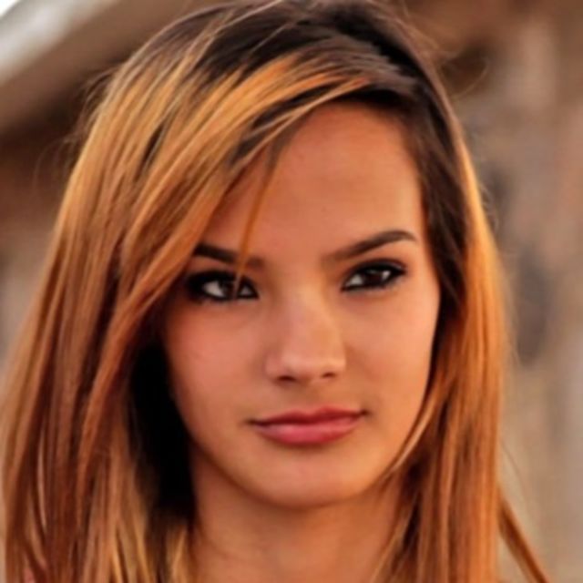 Mercedes Maxwell
