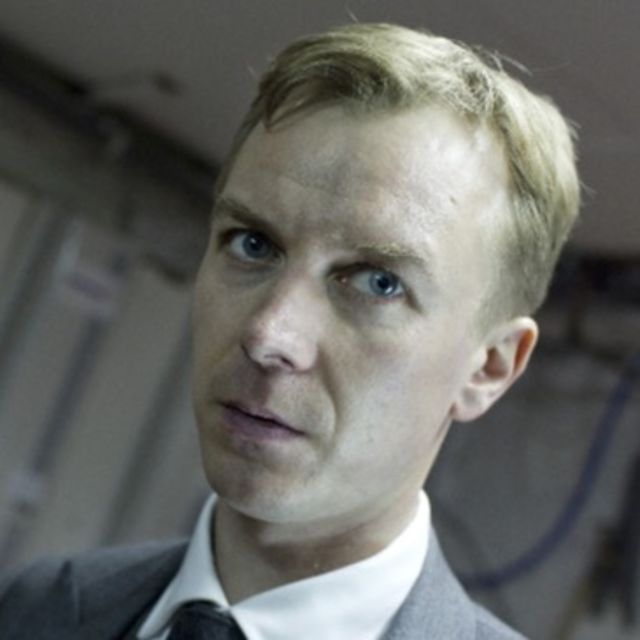 Steven Robertson
