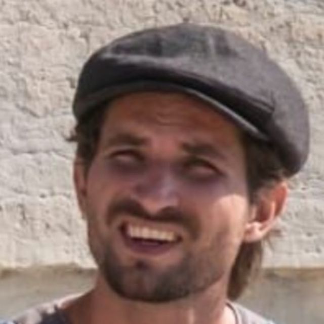 Yasmani Stambader