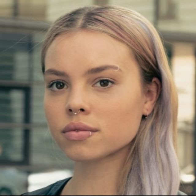 Lea Zoë Voss