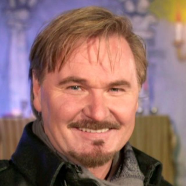 Nik P.