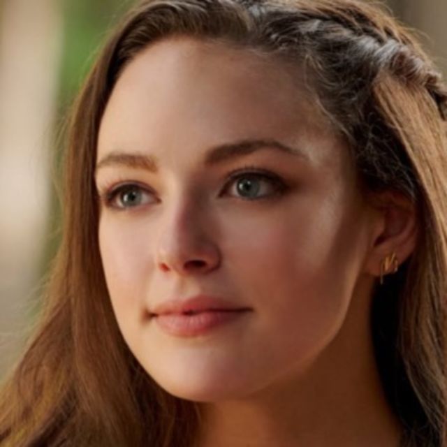 Danielle Rose Russell