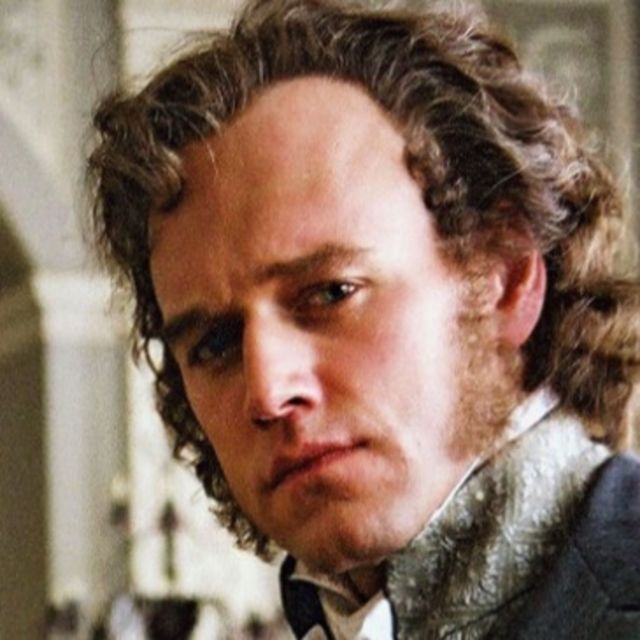 Elliot Cowan