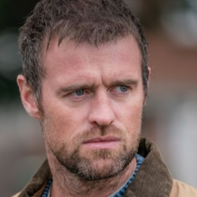 Jonas Armstrong