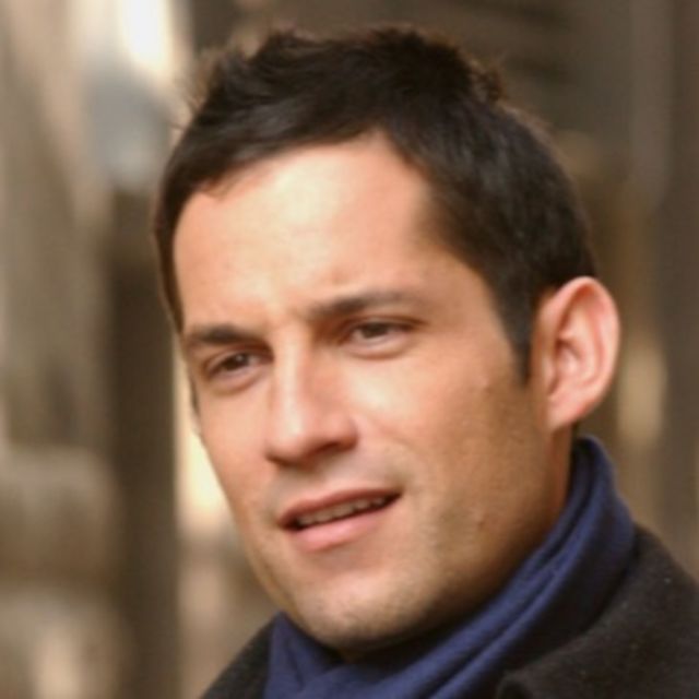 Enrique Murciano