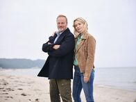 Das Küstenrevier – Till Demtrøder (l.); Vanessa Eckart (r.)