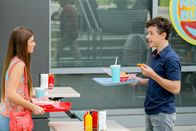 Modern Family – Katelyn Dunkin (hübsches Mädchen), Nolan Gould (Luke Dunphy).