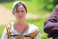 Death in Paradise – Teresa (Amanda Root) hat ein schmutziges Geheimnis. Trotz allem, scheint sie sich als Verdächtige in dem Fall freisprechen zu können.