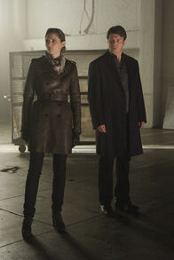 Castle – Müssen einen neuen Mordfall aufdecken: Kate Beckett (Stana Katic, l.) und Richard Castle (Nathan Fillion, r.) ...