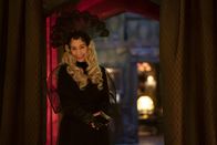 What We Do in the Shadows – The Guide (Kristen Schaal)