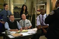 Brooklyn Nine-Nine – Andy Samberg (Jake Peralta), Joel McKinnon Miller (Scully), Dirk Blocker (Hitchcock), Stephanie Beatriz (Rosa Diaz), Terry Crews (Terry Jeffords), André Braugher (Ray Holt).