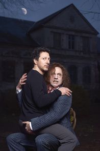 Der Upir – Fahri Yardim (l.); Rocko Schamoni (r.)