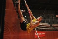 Simon Ehammer - Der (Fast-)Alleskönner – Erste vorsichtige Trainingsübungen mit dem Stab am 21. Dezember im Athletikzentrum St. Gallen, drei Monate nach der OP