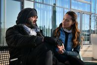 Alles oder Nichts – Wird Melissa (Sarah Maria Besgen, r.) auf Daniels (Raphael Vogt, l.) Rat hören?; Wird Melissa (Sarah Maria Besgen, r.) auf Daniels (Raphael Vogt, l.) Rat hören?