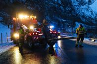 Ice Road Rescue - Extremrettung in Norwegen – Thord und Terje benutzen den mittelgroßen Rettungswagen.