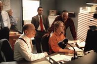 The Closer – Will Pope (J.K. Simmons, vorne li.), David Gabriel (Corey Reynolds, r.)