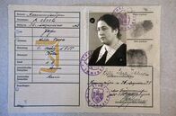 ZDF-History – Ausweis von "Lilli Sara Jahn" mit dem großen "J" für "Jude".