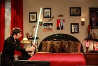 The Big Bang Theory – Was ist nur mit Howard (Simon Helberg) los?