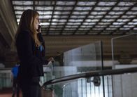 9-1-1 Notruf L.A. – Abby (Connie Britton) steht vor einer schweren persönlichen Entscheidung. Unterdessen versucht Athena, im Flughafen Angst und Chaos unter Kontrolle zu bringen ...