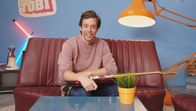 Checker Tobi – Checker Tobi in der Homebase beim Show-Check.
