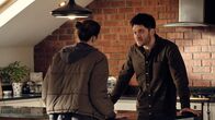 The Killing Kind – Ingrid Lewis (Emma Appleton) und Luke Nash (Kerr Logan)