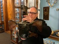 Mythos - Die größten Rätsel der Geschichte – Die Wunderkammer im Kloster Strahov in Prag verfügt über eine 400 Jahre alte Drachenmumie. Was verbirgt sich hinter dem exotischen Tierpräparat?