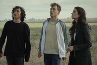 Superman & Lois – (v.l.n.r.) Jordan Kent (Alex Garfin); Jonathan Kent (Jordan Elsass); Lois Lane (Elizabeth Tulloch)