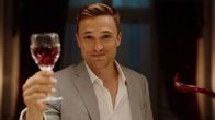The Royals – Entschließt sich Liam (William Moseley) tatsächlich dazu, seinen Teil zum Familienfrieden beizutragen?