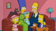 Die Simpsons – "Die Simpsons", "Kriminalakte Springfield." In seiner Box unter der Spüle bewahrt Marge das College-Geld für Lisa auf. Ihr Entsetzen ist groß, als davon auf einmal jede Spur fehlt. Bei der Ergreifung des Täters erhalten die Simpsons ungewöhnliche Hilfe. Die TV-Show 'Kriminalakte Springfield' will sich des Falles annehmen und den Diebstahl aufklären, wenn sich die Simpsons im Gegenzug bereiterklären, den Serienmachern Einblick in ihr Familienleben zu gewähren.