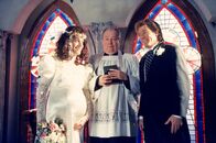 Malcolm mittendrin – Von links: Lois (Jane Kaczmarek), Priest (David Doty) und Hal (Bryan Cranston)