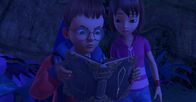 Peter Pan - Neue Abenteuer – John und Wendy sind von der Monstertür verschlungen worden und nun in der Nachtwelt gefangen. Im Großen Buch hofft John, einen Hinweis zu finden, der ihnen wieder hinaus hilft.