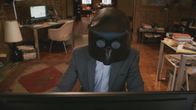 Elementary – Sherlock Holmes (Jonny Lee Miller) hat wieder mal seine ganz eigene Art und Weise, seinen neuen Fall zu lösen ...