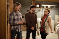 Last Man Standing – (v.l.n.r.) Kyle (Christoph Sanders); Ryan (Jordan Masterson); Kristin (Amanda Fuller)