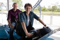 Checker Julian – Julian darf die neueste Achterbahn von Achterbahnentwickler Torsten ausprobieren - den Spike Racing Coaster im Skyline Park im Allgäu.