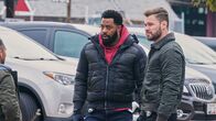 Chicago P.D. – Kevin Atwater (LaRoyce Hawkins, l.) und Adam Ruzek (Patrick John Flueger, r.)