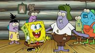 SpongeBob Schwammkopf – SpongeBob (vorne, l.)